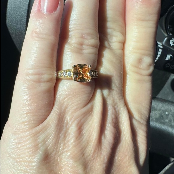 Bella Luce 4.66 ctw Champagne & White CZ 10k Yellow Gold Ring Size 7 - Picture 6 of 7